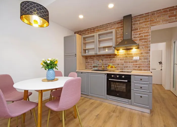 Apartments Luny